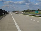 Šestikilometrový úsek dálnice D1 z Bohumína na státní hranici s Polskem, kde na...