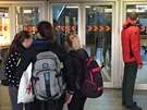 Po pádu lovka do kolejit metra na stanici Budjovická byl zastaven provoz,...