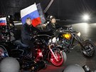 Vladimir Putin a šéf Nočních vlků Alexandr Zaldostanov v Novorosijsku v roce...