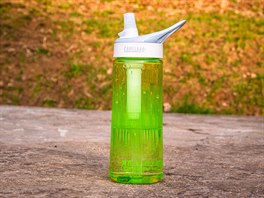 TEST: velk pehled lahv na vodu. CamelBak je klasikou v hydrataci nejen pi...