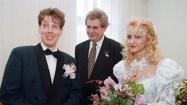 V �noru 1996 se Stanislav Gross o�enil s ��rkou Bobysudovou. Za sv�dka mu �el tehdej�� p�edseda �SSD Milo� Zeman.