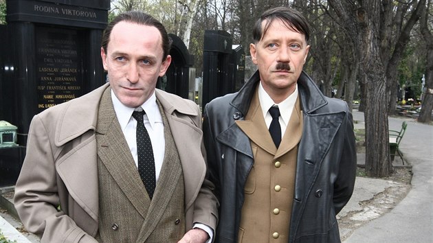 Karl Markovics jako Joseph Goebbels a Pavel Kříž jako Adolf Hitler