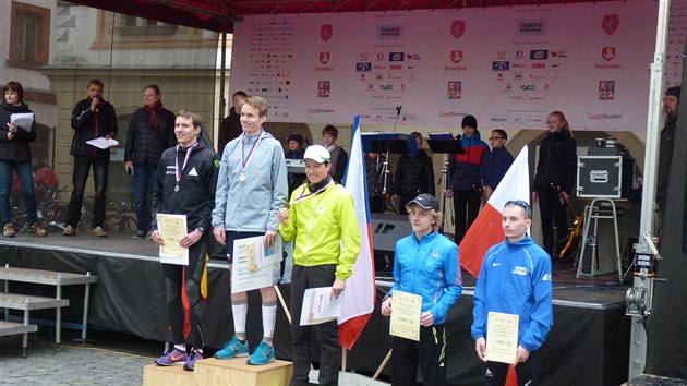 Pardubick vinask plmaraton 18. 4. 2015