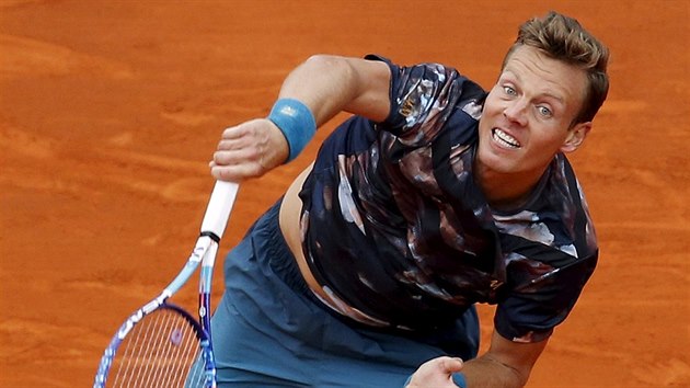 SERVIS. Tom Berdych ve finle turnaje v Monte Carlu.