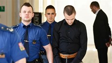 M�stský soud v Praze o rok zmírnil sedmiletý trest �idi�i Marku P��kovi, který...