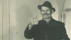 Angelin d�de�ek, sedlák ze Schattawy (Záton�), u kterého s rodi�i a sestrou...