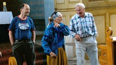 Marie Hauschke vypráv�la ú�astník�m v �ervnu 2008 v kostele, jak se d�íve �ilo...