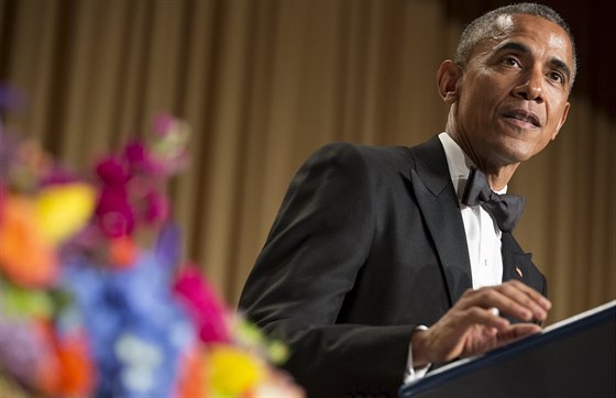 Prezident Barack Obama bhem veee s novinái v Bílém dom. (26. dubna 2015)