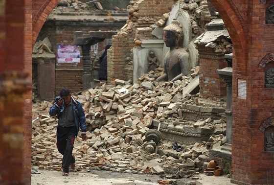 Nepál po zemtesení (26. dubna 2015)