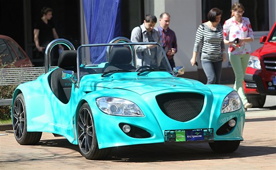 Spolen s Krajem Vysoina loni Bosch rozdal technickým stedním kolám v Jihlav stavebnici eské automobilky Kaipan (ilustraní foto).