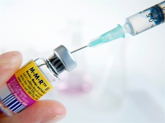 Vakcína MMR (proti spalničkám, příušnicím a zarděnkám)