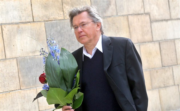 Sudetští Němci poprvé ocení Němce a Čecha naráz. Cenu Karla IV. dostane Rouček