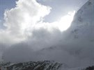 Lavina v Himaláji. (26. dubna 2015)