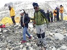 Pohled do základního tábora pod Mount Everestem (26. dubna 2015)
