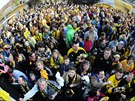 NÁMSTÍ PLNÉ FANOUK. V Litvínov se slaví hokejový titul.