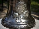 Nový zvon Vojtíek, který je umístný v kapli svaté Kateiny na hradu Kuntická...