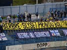 Píznivci Slovácka se zapojili do spolené akce eských fotbalových fanouk...