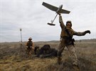 Dron Raven od kalifornského výrobce AeroVironment, který má ve výbav i eská...