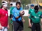 Na fotbalovém turnaji nevidomých bojovaly týmy z eska, Maarska, Nmecka a...