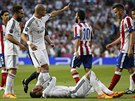 UDEENÝ RAMOS. Defenzivní hrá Realu Madrid schytal ránu do oblieje.
