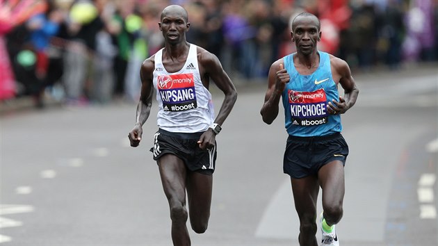 Dennis Kimetto a Eliud Kipchoge.