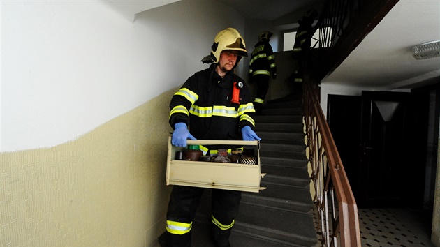 Hasii zajistili v byt v ulici Eliky Krásnohorské stovky kilogram...