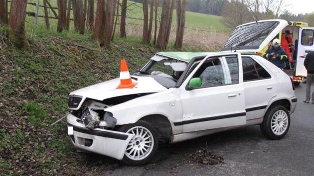 Nehoda dvou aut se stala ve tvrtek odpoledne u Romberka nad Vltavou.