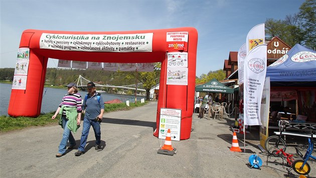 Zahájení turistické sezona na přehradě ve Vranově nad Dyjí (25. dubna 2015).