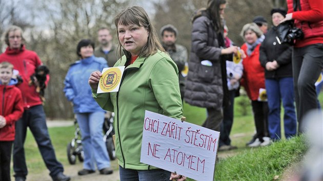 Protest proti stavb loit jadernho odpadu na enku u Jihlavy.