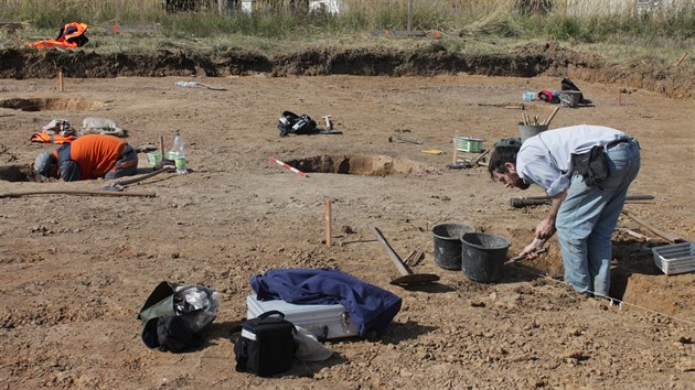 Archeologick objevy ve Strkch u Hradce Krlov (21.4.2015).