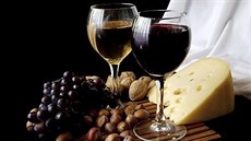 K vínu vám vinai nabídnou napíklad sýry, chléb a pomazánky, na podzim pak...