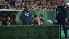 Arjen Robben z Bayernu opoutí hit v semifinále Nmeckého poháru proti...
