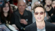 Robert Downey Jr. na londýnské premié�e Avengers: Age of Ultron (21. dubna 2015)