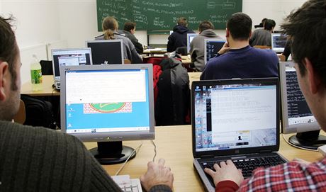 Do nového bakaláského oboru Technologie dopravy a pepravy VTE se mohou hlásit studenti v eských Budjovicích. (Ilustraní foto)