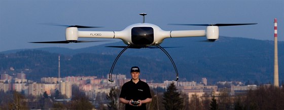 Jablonecký podnikatel Jan Sejkora si chtěl koupit dron. Na trhu ale nesehnal...
