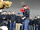 Hrái eské hokejové reprezentace oteveli 30. dubna v Praze fanoukovskou zónu...