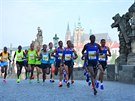 Pražský maraton přilákal deset tisíc běžců.
