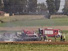 panltí hasii na míst nehody airbusu poblí letit v Seville (9. kvtna...