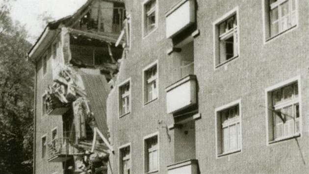 Pm zsah do obytnho domu ve Wartenbergerstrasse, dnen Zmeck ulici.