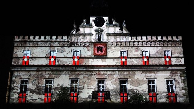 Historick videomapping promtan na budovu Star radnice v Havlkov Brod byl zlatm hebem oslav vro 70 let od konce druh svtov vlky.