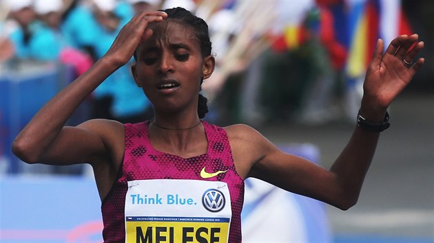 Etiopanka Yebrgual Meleseov vyhrla Prask maraton mezi enami.