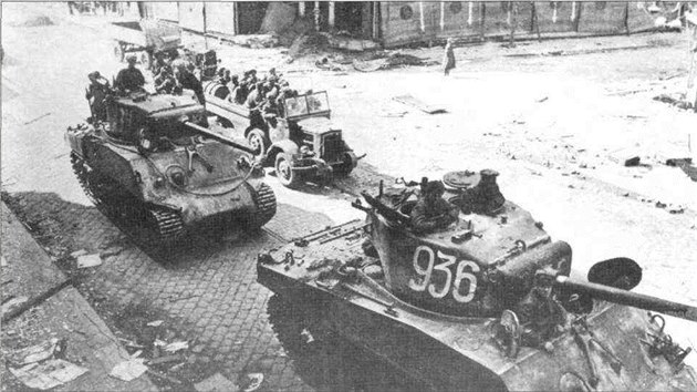 Sovtsk 6. gTA s tanky Sherman v Brn