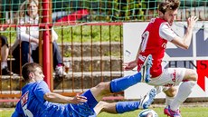 Momentka z duelu Pardubic (�ervená) a Ústí nad Labem