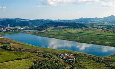 Jezero Milada u Ústí nad Labem se letos v kvtnu slavnostn otvírá pro...