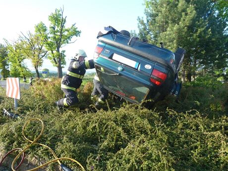 Smrtí skonila nedávná nehoda na kruhovém objezdu v Hrádku nad Nisou.