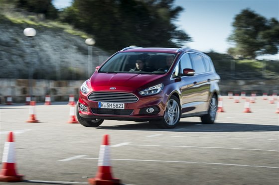 Ford S-Max