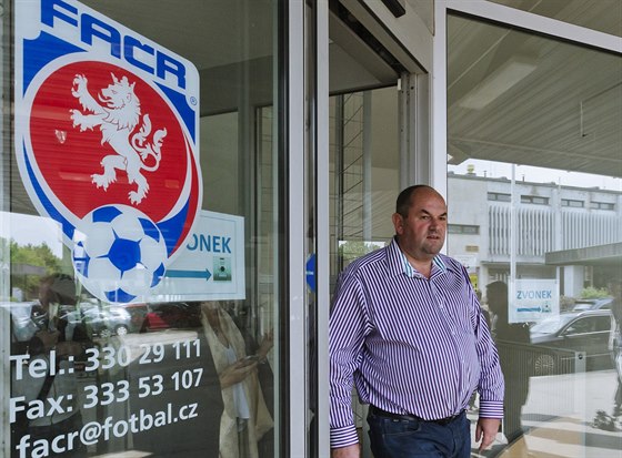 Předseda fotbalové asociace Miroslav Pelta