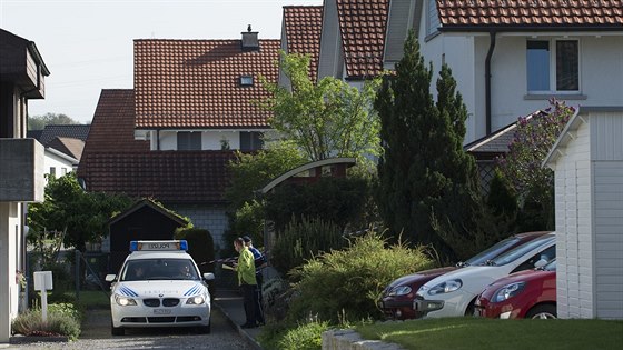 Po stelb ve výcarském kantonu Aargau zemelo nkolik lidí