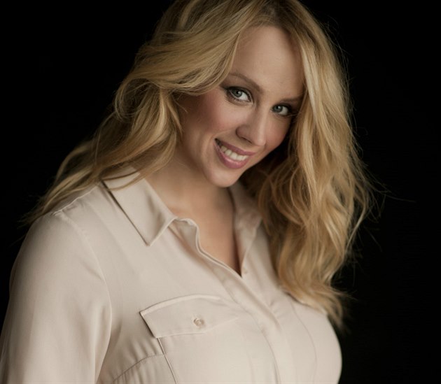 Petra Hřebíčková: Pravidelně čtu synovi před spaním - iDNES.cz