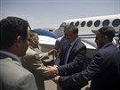 Do Jemenu dorazil Ismáíl ajch Ahmad, zmocnnec OSN pro zemi (12. kvtna 2015).